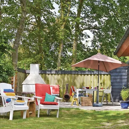 2 Bedroom Lovely In Hébergement de vacances