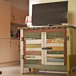 2 Bedroom Lovely In Vakantiehuis Julianadorp